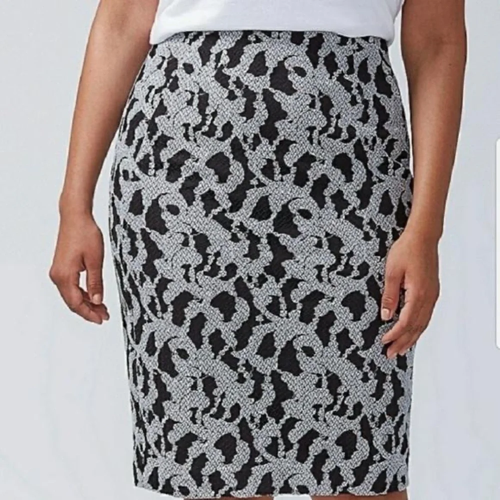 Lane Bryant Vintage Inspired Black & White Snakeskin Ponte Pencil Skirt …